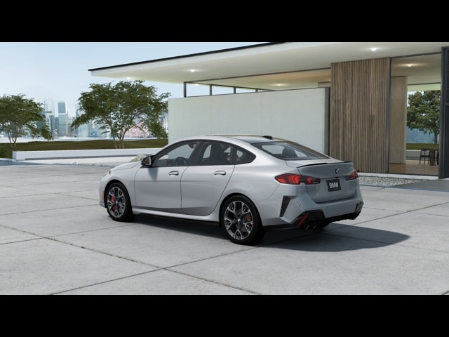 2025 BMW 2 Series M235 - Photo 17