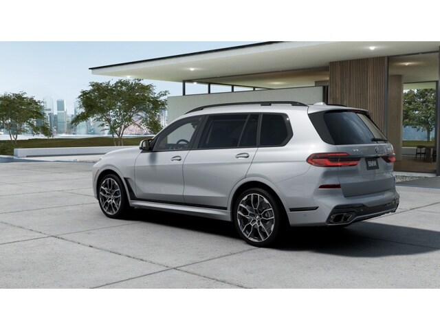 2026 Bmw X7 M60i photo 2