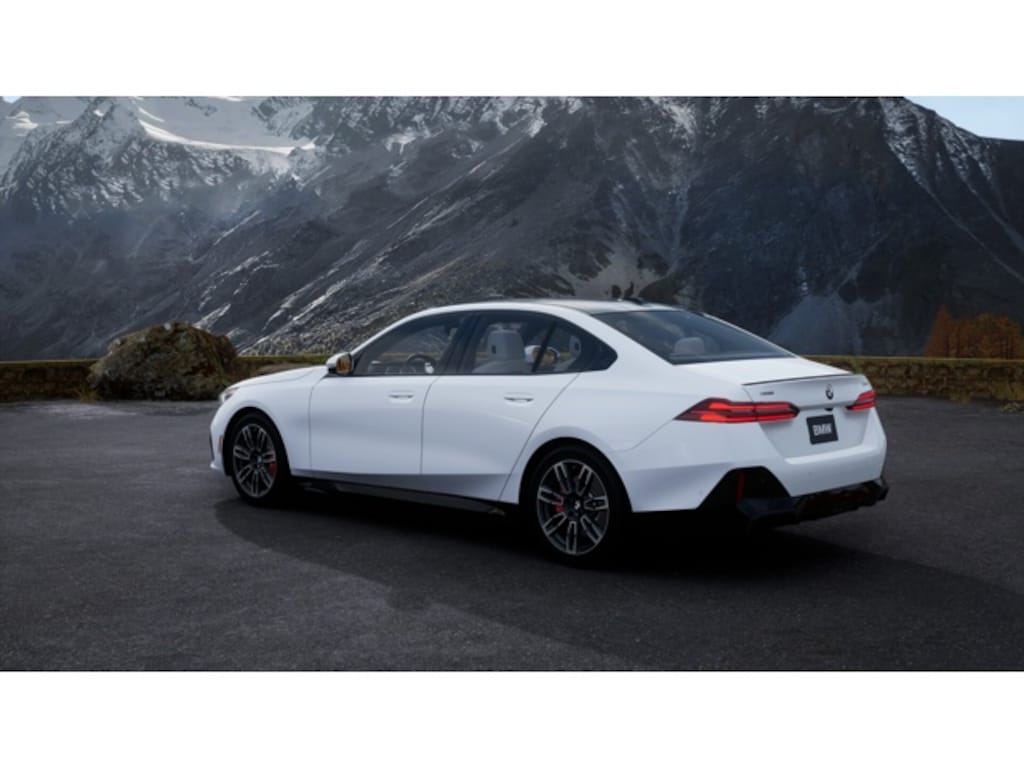 New 2026 BMW 530i xDrive Sedan