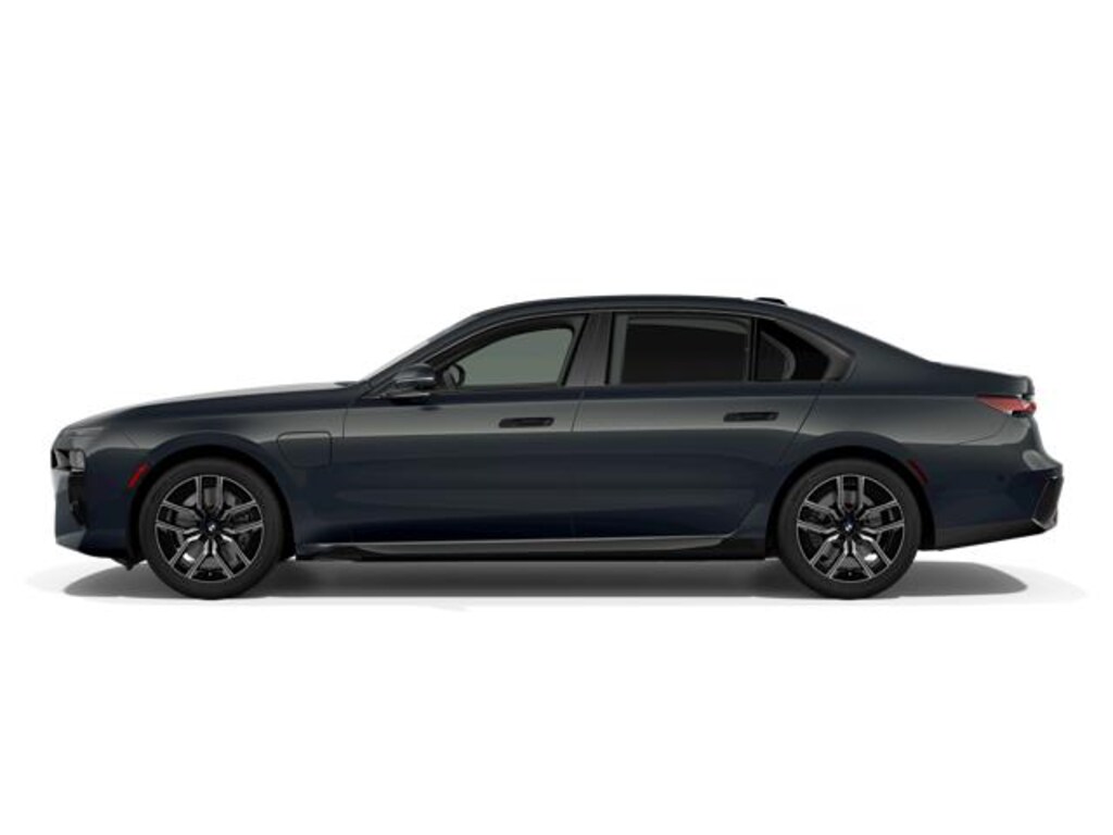 New 2026 BMW 750e xDrive Sedan