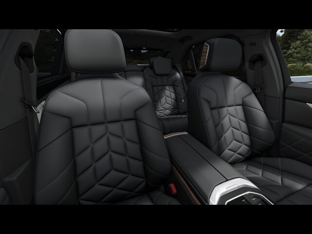 2025 BMW i7 60 - Photo 41