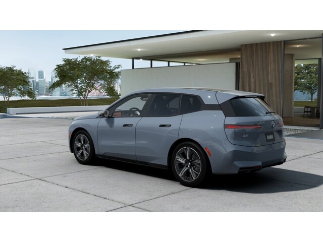 2026 Bmw iX photo 2