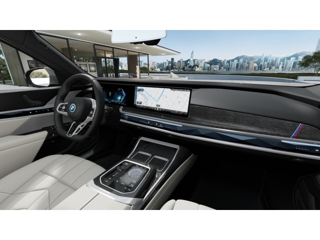 2026 Bmw 750e photo 4