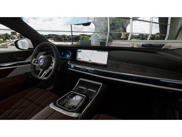 2025 BMW 7 Series 750e - Photo 31