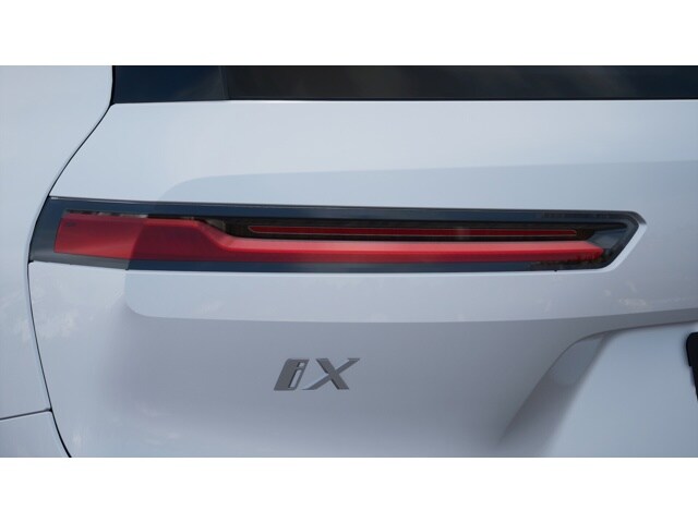 2026 Bmw iX photo 9