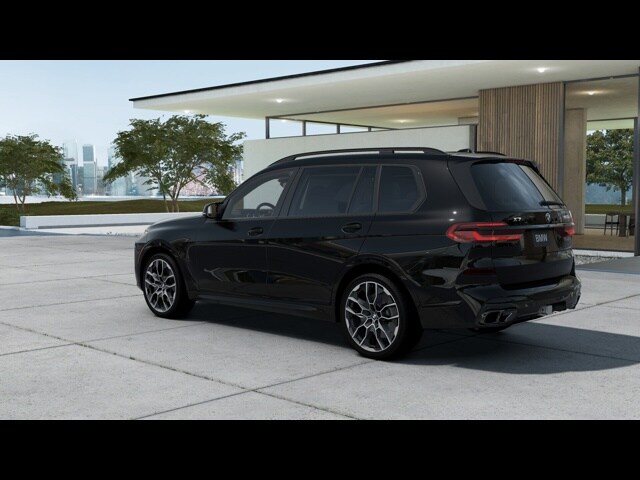 2025 Bmw X7 M60i photo 2