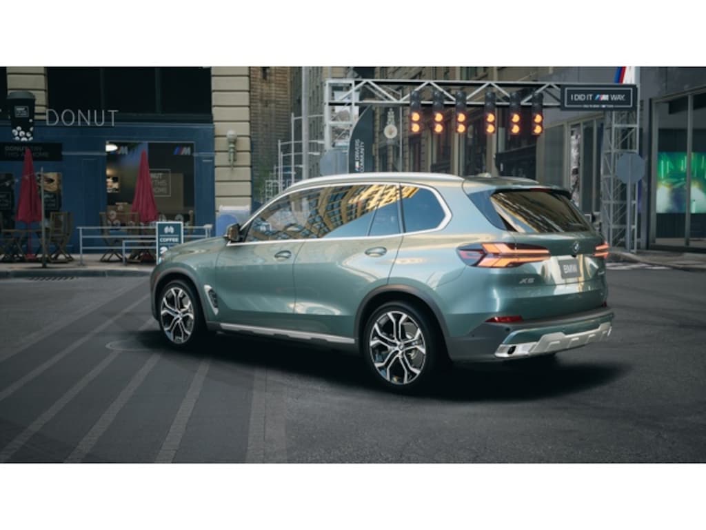 New 2026 BMW X5 sDrive40i SUV