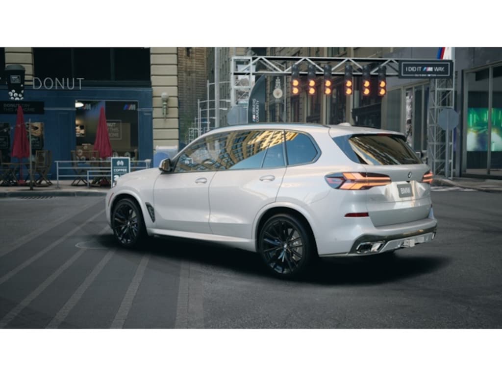 New 2026 BMW X5 xDrive40i SUV