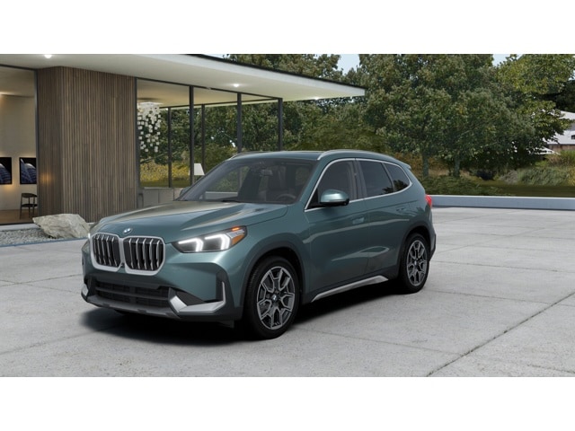 2026 BMW X1 28i's photo
