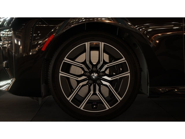 2025 BMW 7 Series 760i - Photo 7