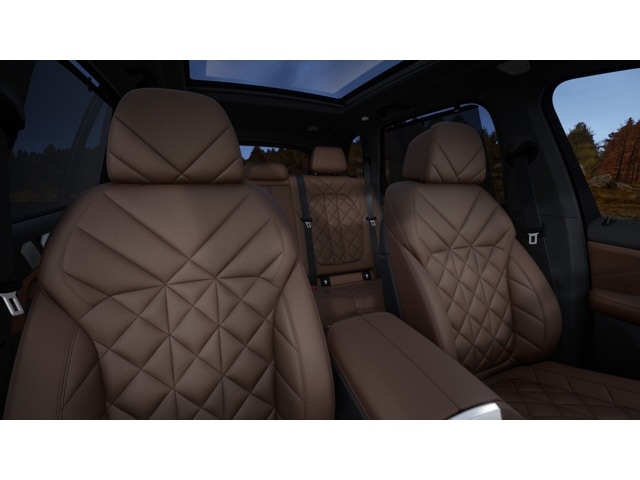 2026 BMW X5 M60i - Photo 11