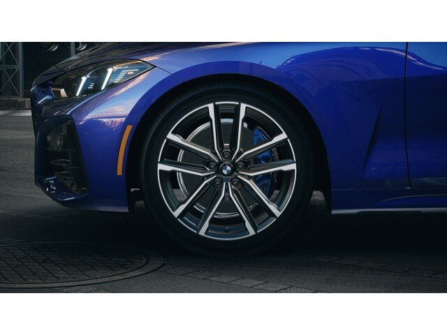 2025 BMW 4 Series M440i - Photo 23