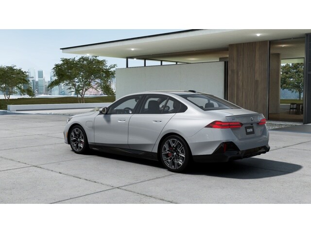2026 Bmw 550e xDrive photo 2