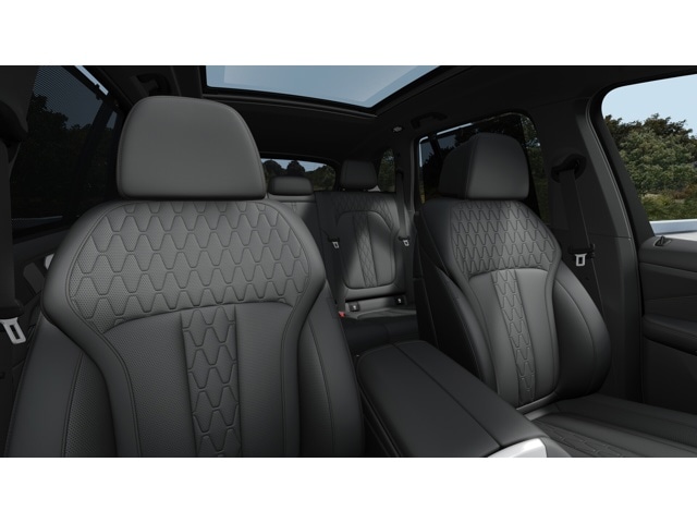 2026 BMW X5 M60i - Photo 30