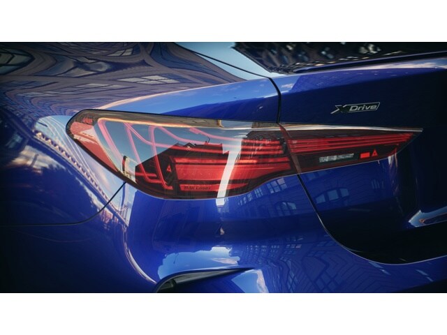 2025 BMW 4 Series M440i - Photo 24