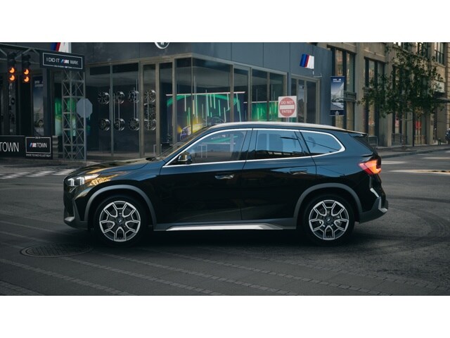 2026 Bmw X1 XDrive28i photo 2