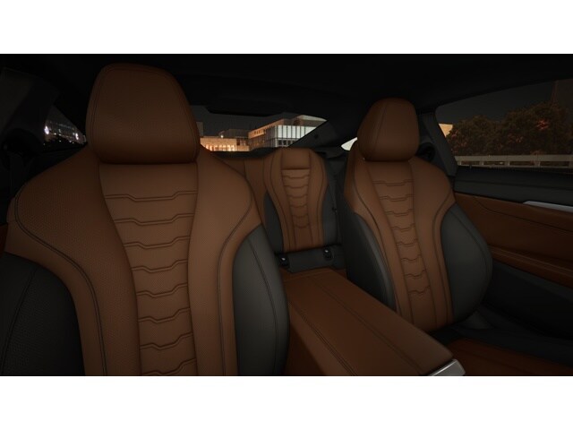 2026 BMW 8 Series 840i - Photo 32