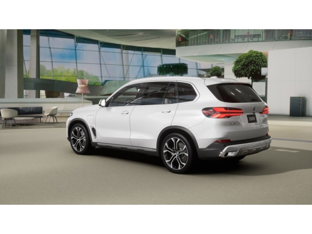 New 2026 BMW X5 xDrive50e SUV