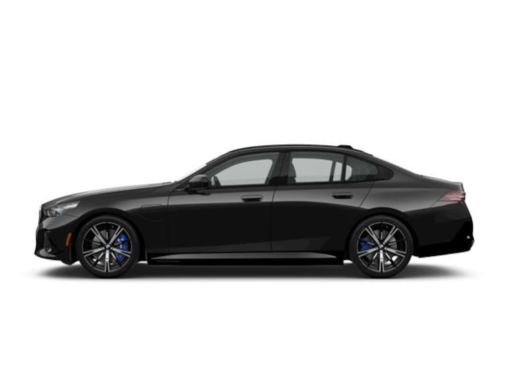 New 2026 BMW 550e xDrive Sedan