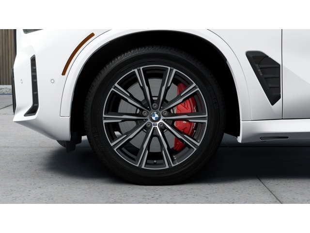 2026 BMW X5 M60i - Photo 7