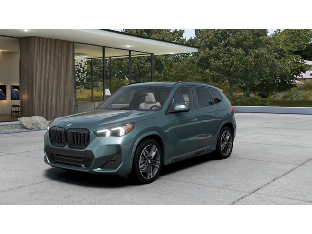 2026 BMW X1 28i's photo