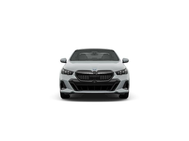 2026 Bmw 550e xDrive photo 2