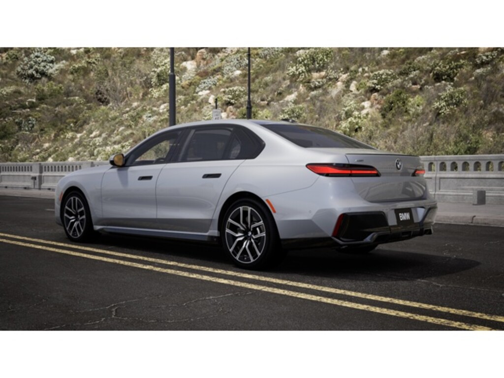 New 2026 BMW 740i xDrive Sedan