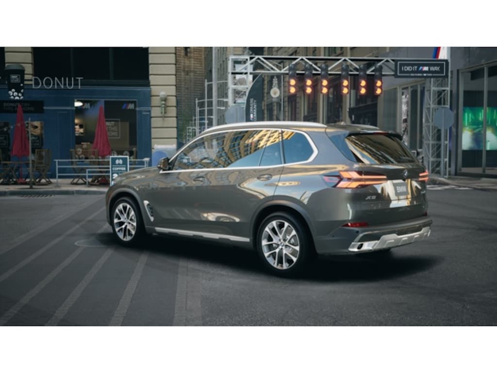 New 2026 BMW X5 sDrive40i SUV