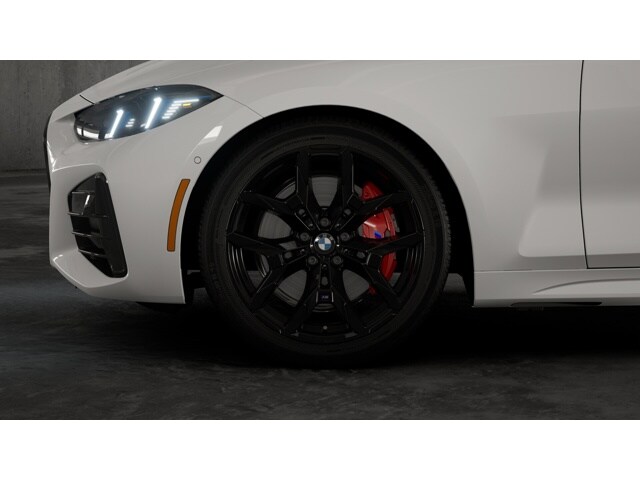 2026 BMW 4 Series M440i - Photo 43