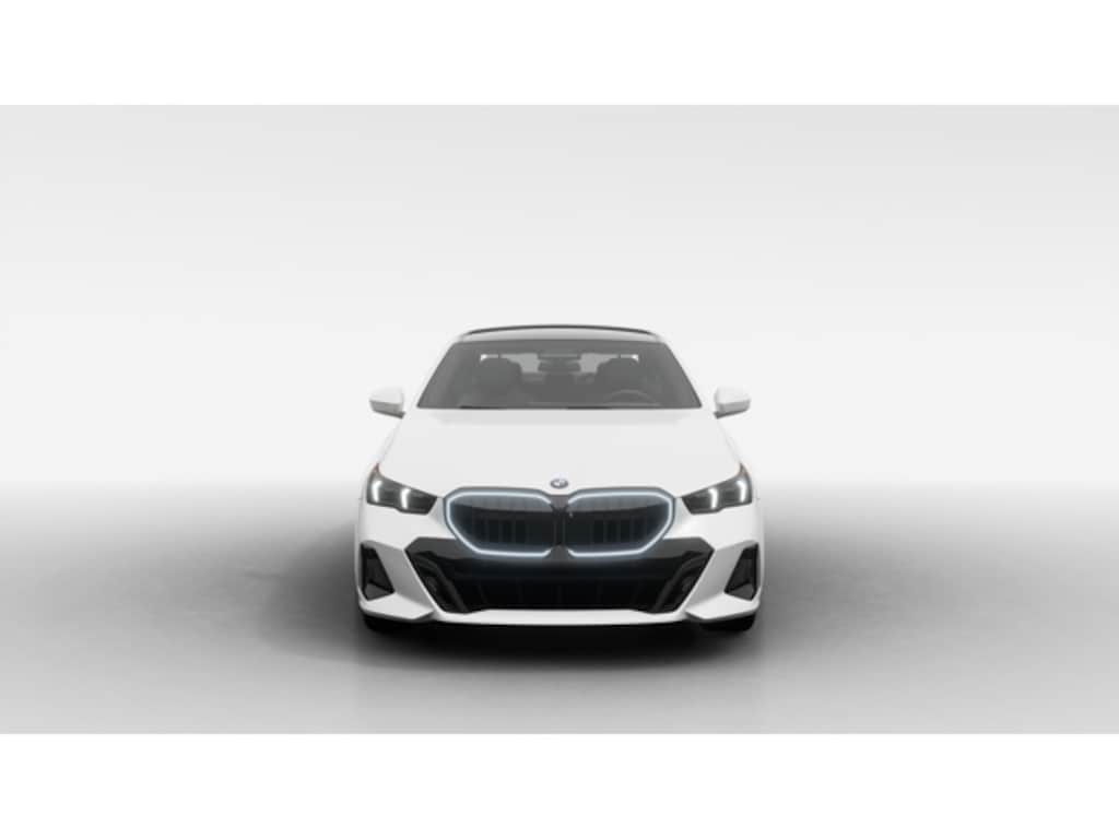 New 2026 BMW 550e xDrive