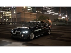 2026 BMW 330i xDrive NA Sedan