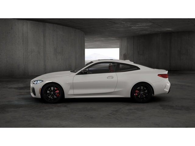 2026 BMW 4 Series M440i - Photo 40