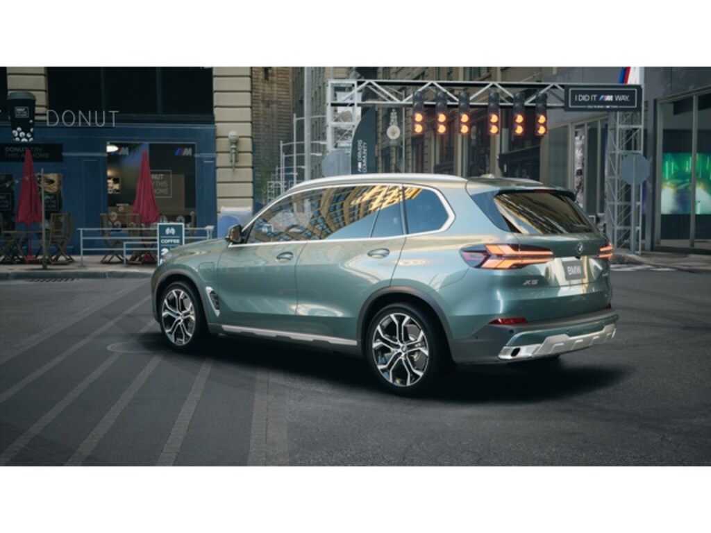 New 2026 BMW X5 PHEV xDrive50e SUV