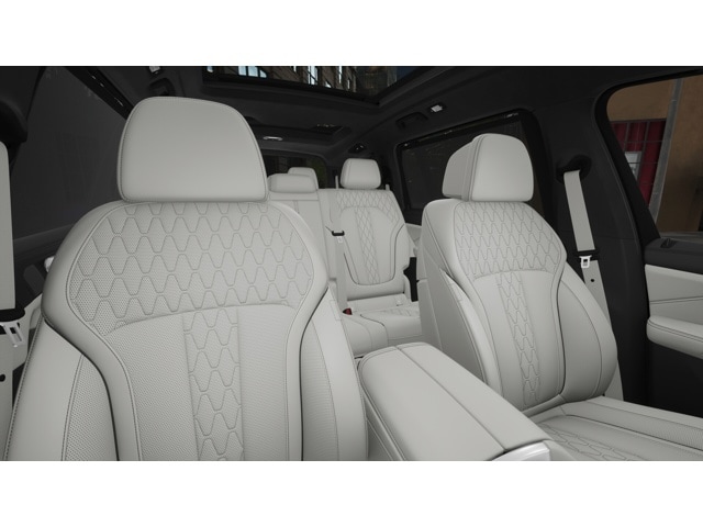 2026 BMW X7 40i - Photo 11