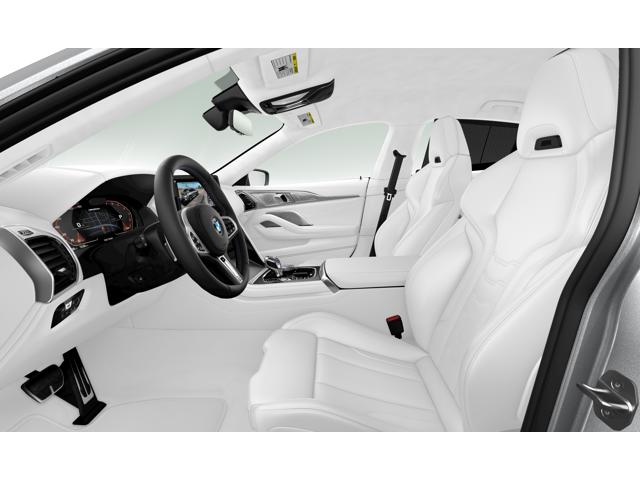 2026 BMW 8 Series M850i - Photo 31