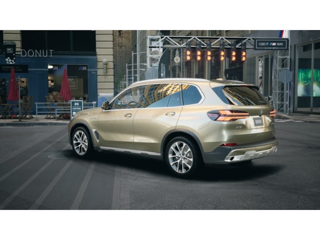 New 2026 BMW X5 PHEV xDrive50e SUV