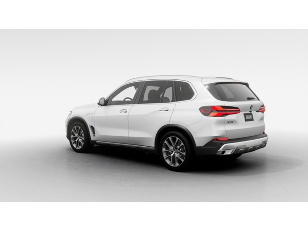New 2026 BMW X5 PHEV xDrive50e SUV