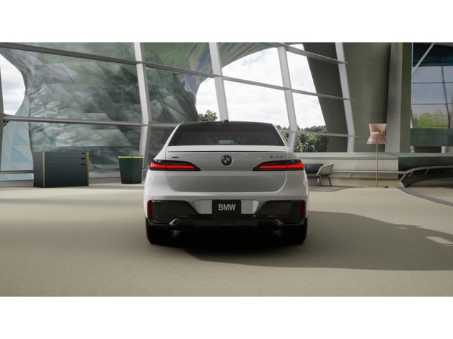 2025 BMW 7 Series 750e - Photo 22