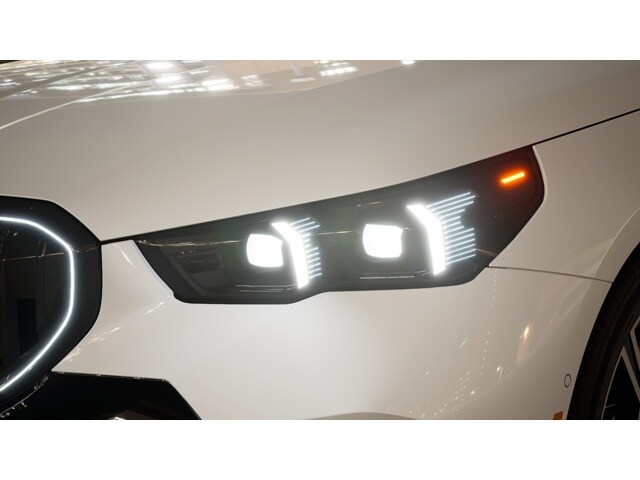 2026 BMW 5 Series 530i - Photo 35