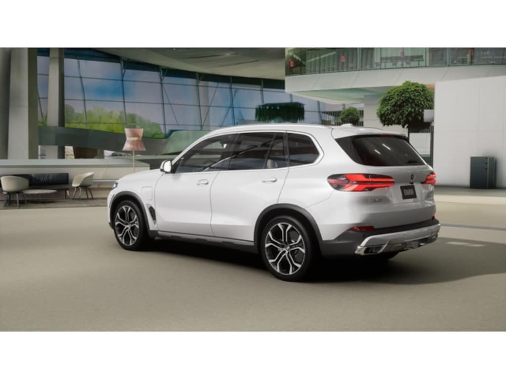 New 2026 BMW X5 PHEV xDrive50e SUV