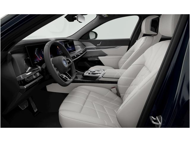 2026 BMW 7 Series 750e - Photo 37