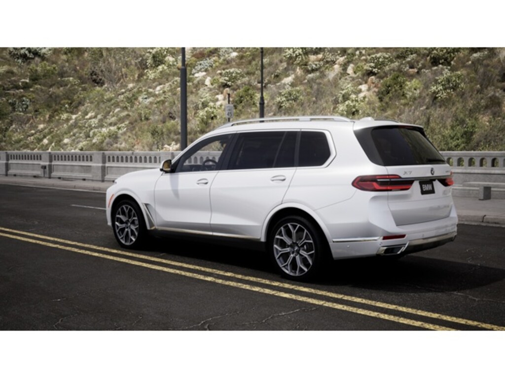 New 2027 BMW X7 xDrive40i SUV