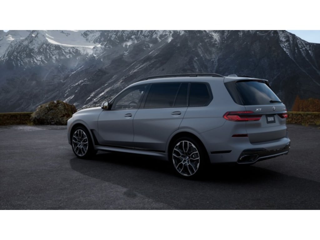 New 2026 BMW X7 xDrive40i SUV
