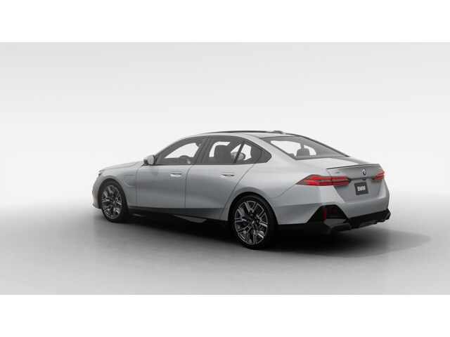 2026 Bmw 550e xDrive photo 2