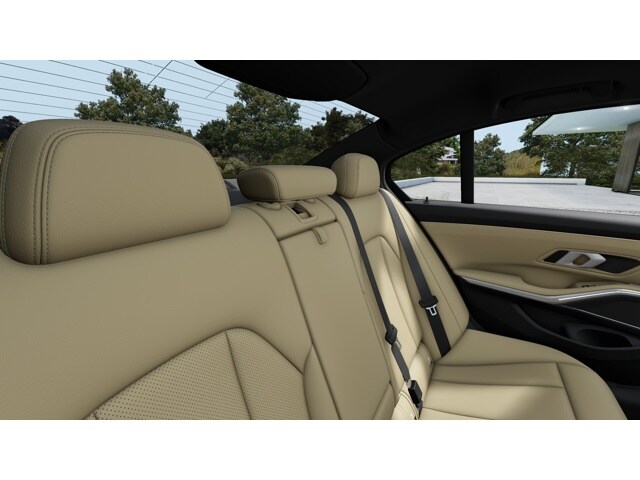 2026 BMW 3 Series 330i - Photo 32