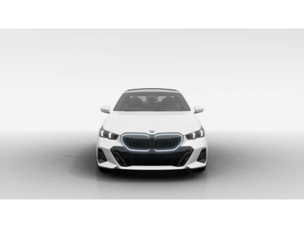 New 2026 BMW 550e xDrive