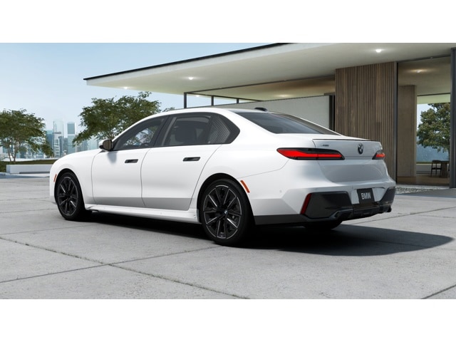 2025 BMW 7 Series 760i - Photo 36