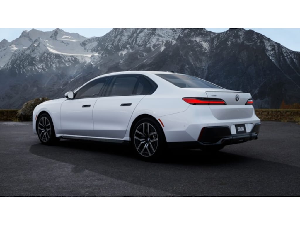 New 2026 BMW 740i xDrive Sedan