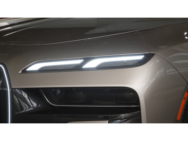 2025 BMW 7 Series 760i - Photo 37