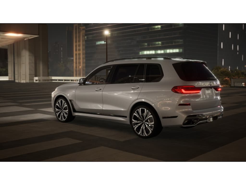 New 2027 BMW X7 M60i SUV